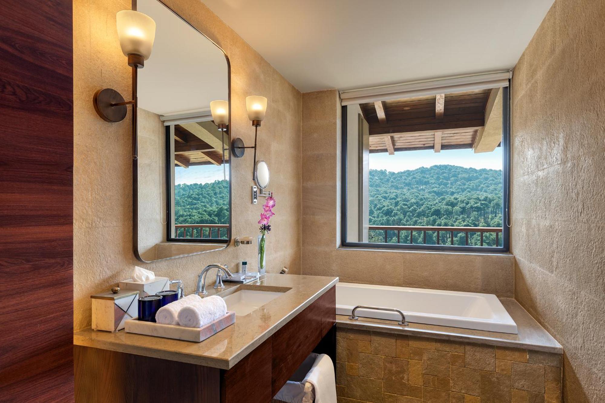 Storii By Itc Hotels, Amoha Retreat ดารัมซาลา ภายนอก รูปภาพ